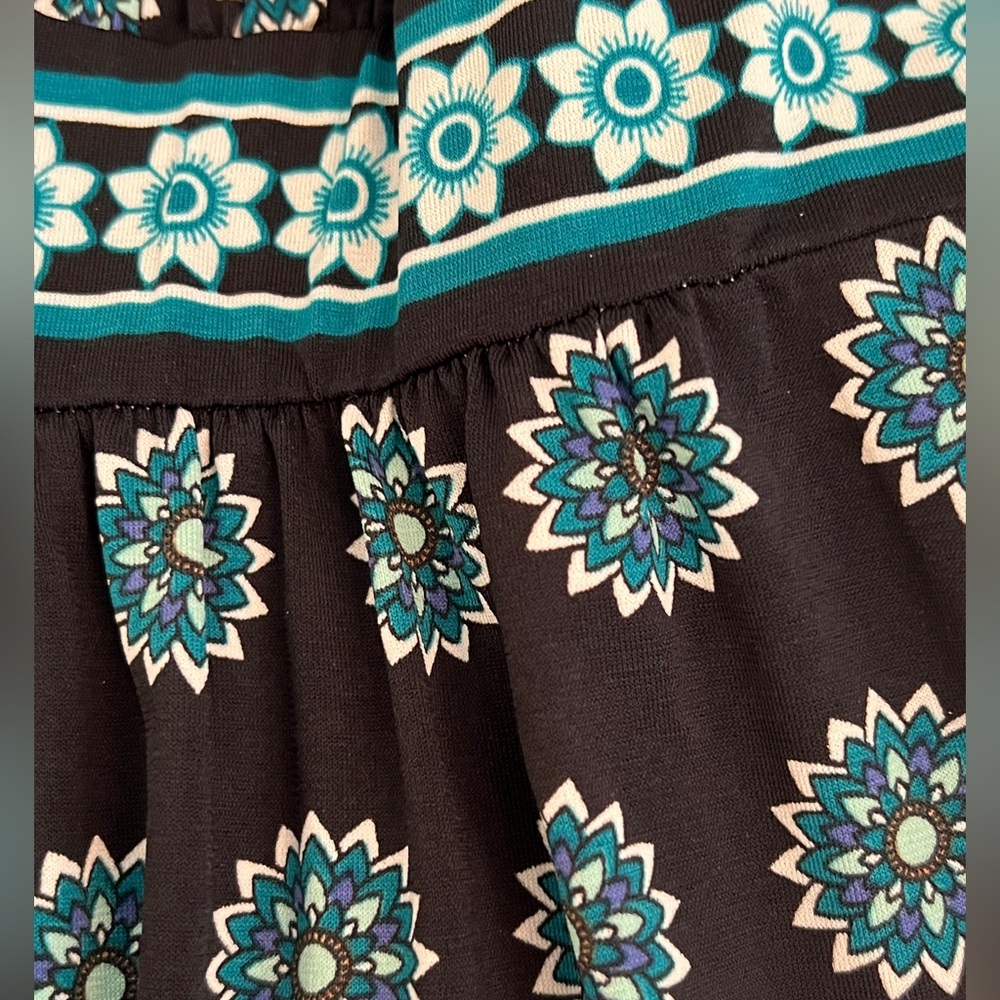 Max Studio Sleeveless Summer Dress - Picture 3 of 6